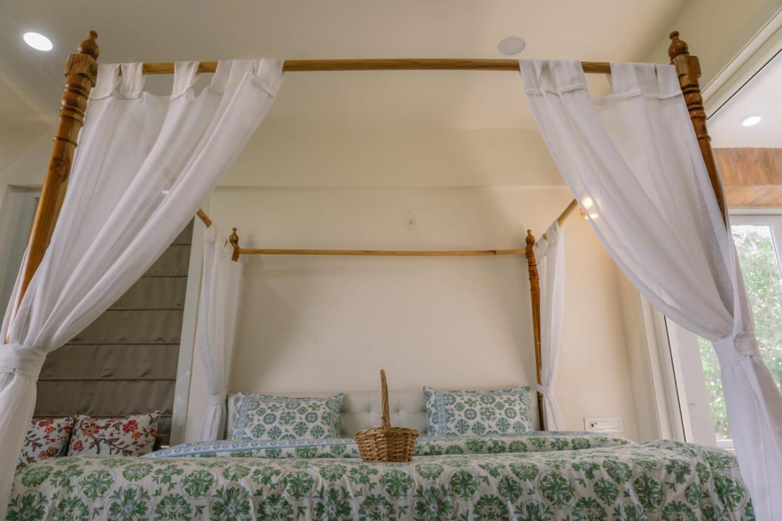 Eshi Resorts And Restaurant - Bhimashankars Jungle Luxury Resort Taleghar Exterior foto